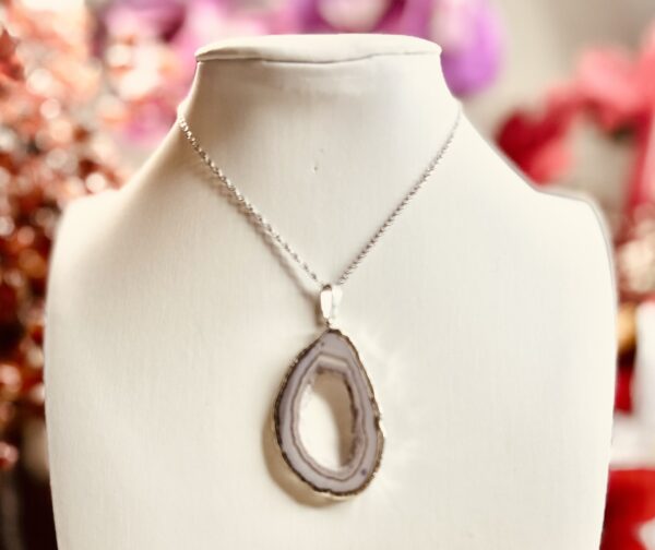 Large Pendant - Image 9